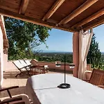 Villa Fiori 2 *
